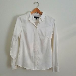 NWOT- Banana Republic Cotton Fitted Blouse
